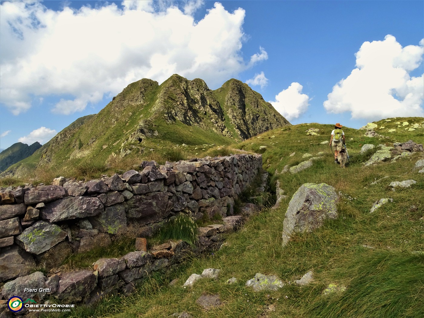 89 Fortificazioni e trincee della Linea Cadorna al Passo di Verrobbio.JPG